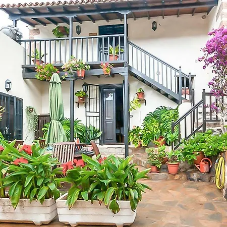 Lodge Casa Rural La Fuente Arona (Tenerife)
